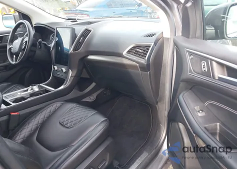 2023 Ford Edge Titanium z USA, uszkodzony, nr VIN 2FMPK4K99PBA27181